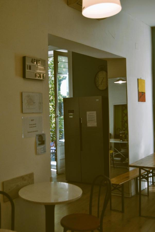 Balarm - Hostel And Bar باليرمو المظهر الخارجي الصورة