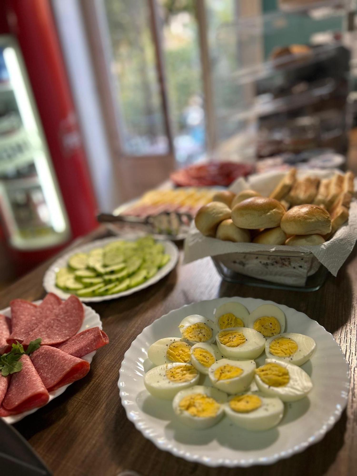 Balarm - Hostel And Bar باليرمو المظهر الخارجي الصورة